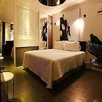 Rodeo Hotel