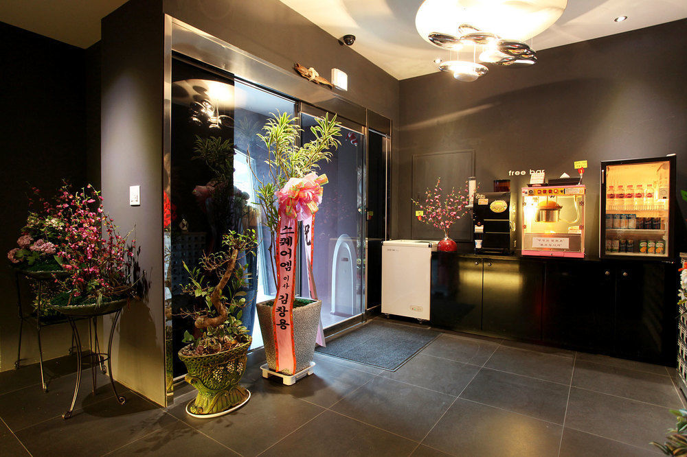 Rodeo Hotel 2*