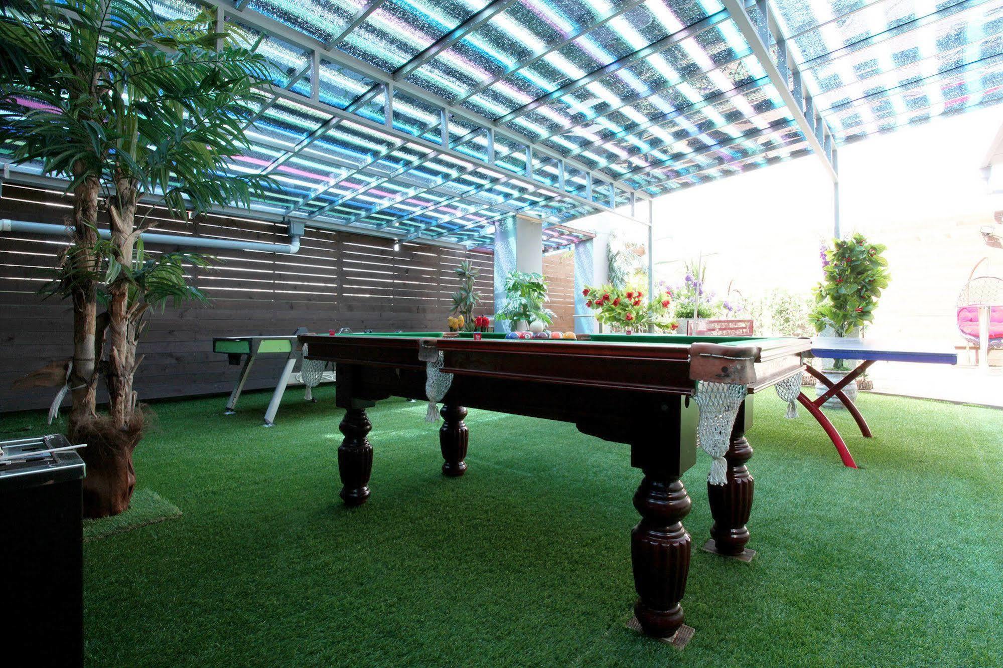 Rodeo Hotel 2*
